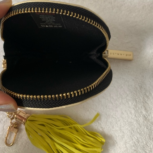 Skinnydip London Baseball Coin Zip Pouch - Picture 4 of 8